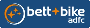 Logo mit Schrift "bett+bike" und "adfc" auf blauem Hintergrund, orangefarbene Sterne.