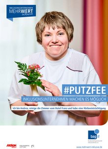 Andrea sorgt für Atmosphäre auf den Hotelzimmern Die Mitarbeiter des vier-Sterne-Hotels Franz im Ruhrgebiet sorgen für eine angenehme Atmosphäre